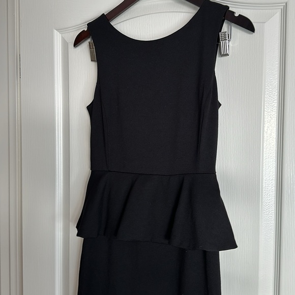 New Banana Republic Black Peplum Dress, Cocktail, Party, Stretch, size 2 - Picture 9 of 15
